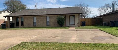 Primary Photo - 718 San Saba Dr