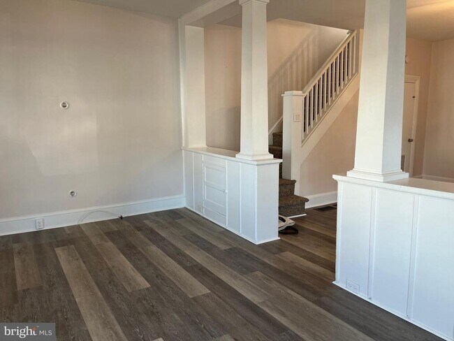 Building Photo - 152 Rockland Ave