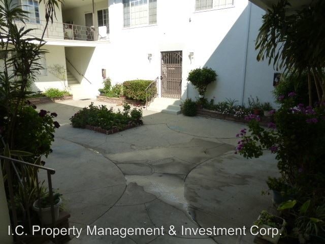 Building Photo - 3111 W Ramona Rd