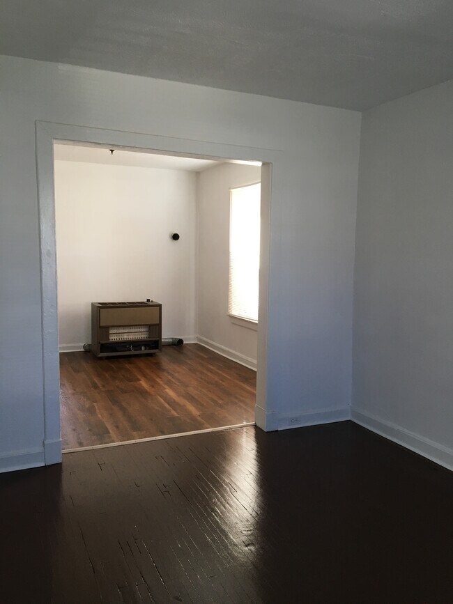 Foto del edificio - 2013 Maplewood Ave