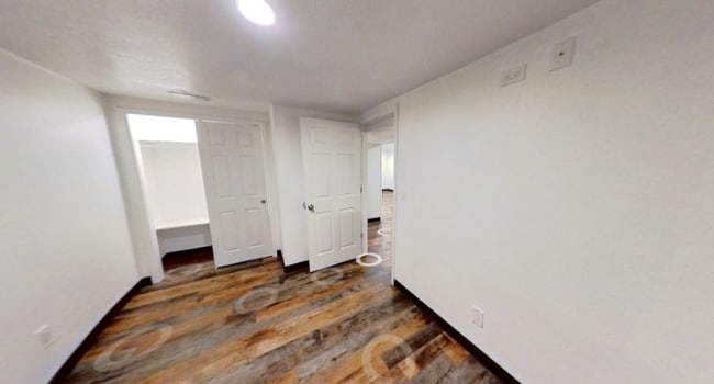 Foto del edificio - 6674 Newland St