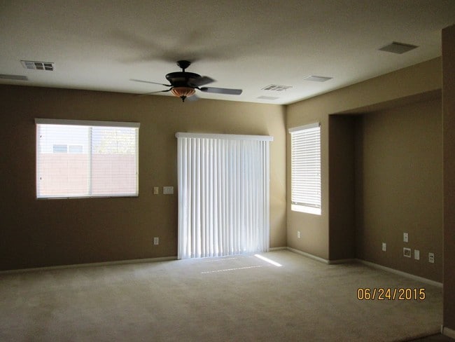 Building Photo - 3321 Umbria Gardens Ave