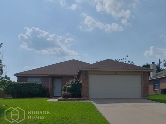 Primary Photo - 708 Black Hills Dr