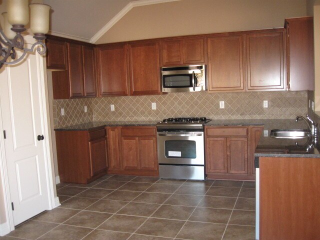 Foto del edificio - Close to LSUS....RIVERBROOKE SUBDIVISION