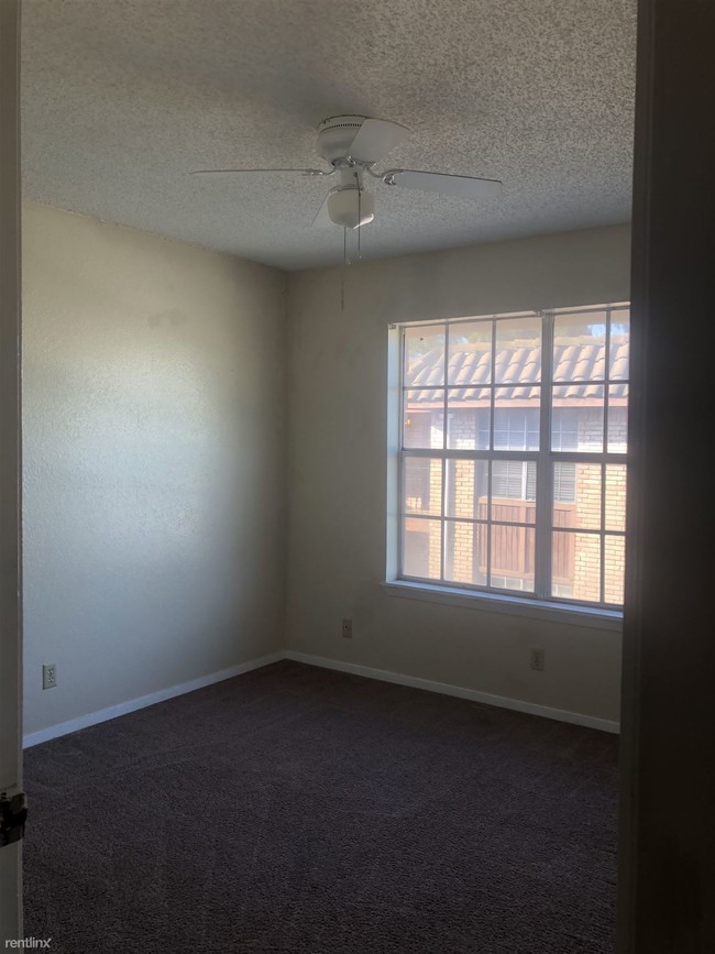 Foto del edificio - 2801 Quail Run St