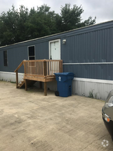 Building Photo - 125 Brina Ln