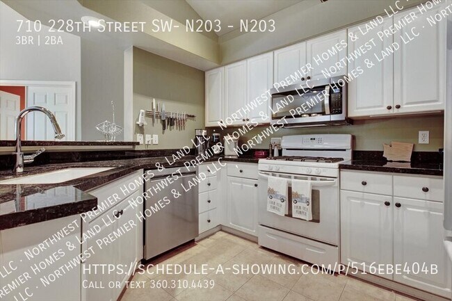 Foto del edificio - 710 228th St SW