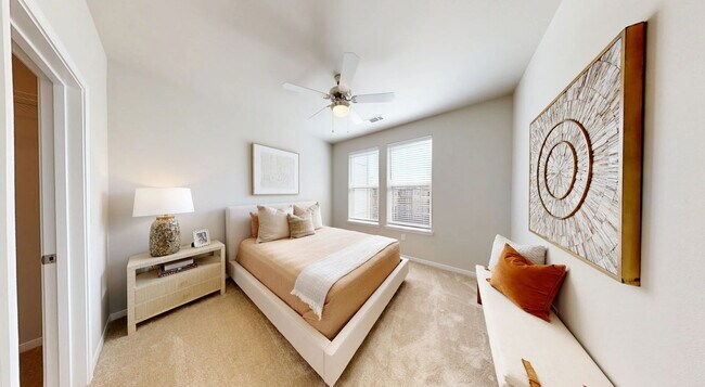 Foto del edificio - 12005 U.S. 380 Apt #1009, Aubrey, TX 76227 - 1 BR 1 BA condo