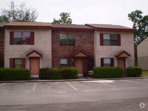 Building Photo - 696 Tyner St