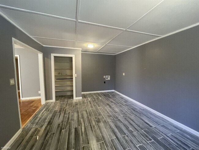 Building Photo - 3 br, 2 bath Duplex - 2638 Clayton Street B