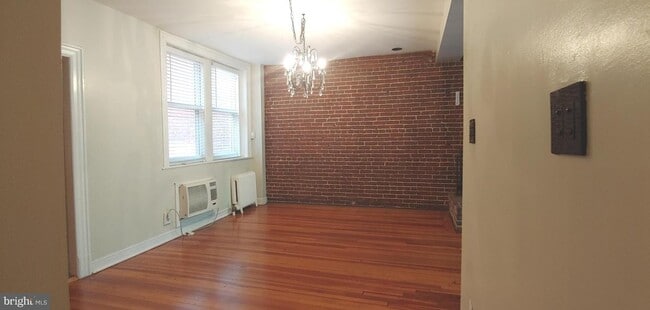 Building Photo - 1829 16th St NW