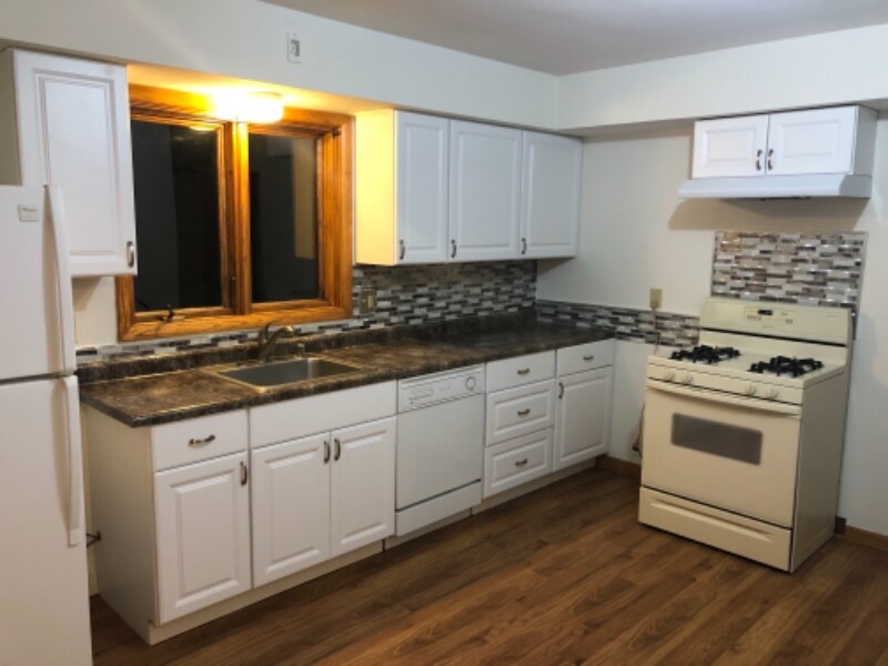 Foto principal - 538 Van Buren Ave