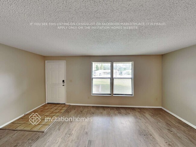 Building Photo - 703 Redondo Dr