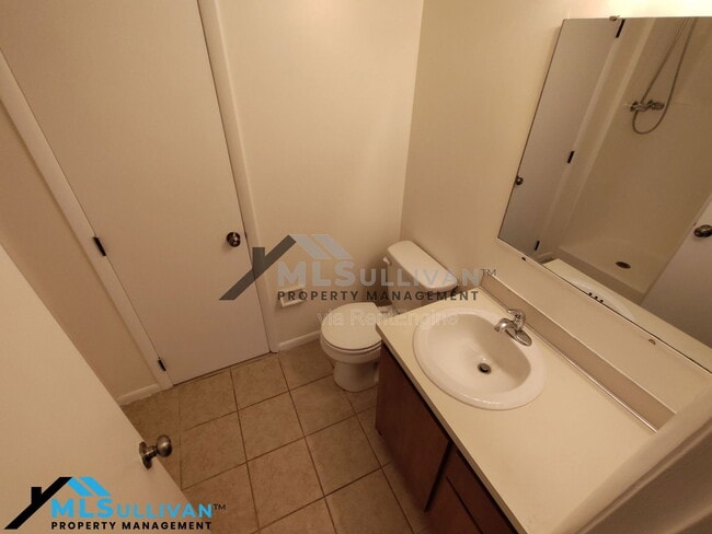 Building Photo - 1321 Valley Run