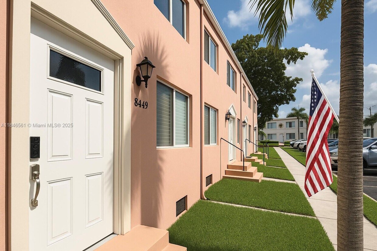 Foto principal - 8449 NW 4th Ave