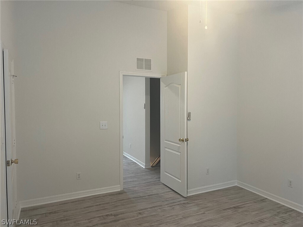 Building Photo - 1393 Weeping Willow Ct
