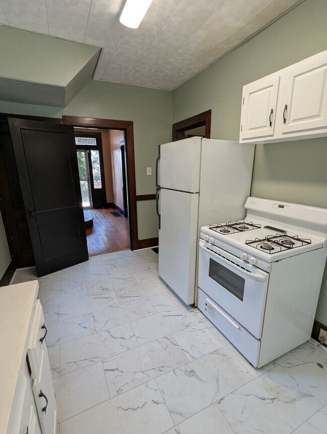 Foto del edificio - 3 Bedroom 1 Bathroom Single Family Home (G...