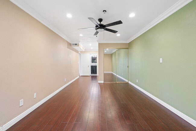 Foto del edificio - 3113 Raintree Cir