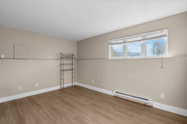 Salon n°2 - 52 Hemmer Jane Dr