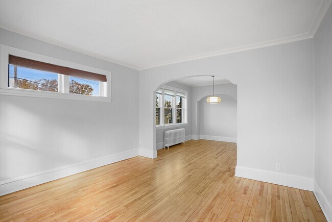 Building Photo - 1337 Randolph Ave