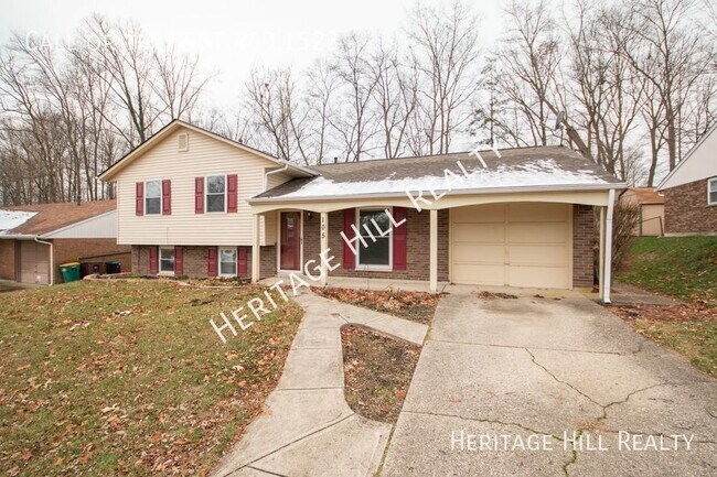 Foto del edificio - 3 bedroom, 1.5 bath house with 1 car attac...