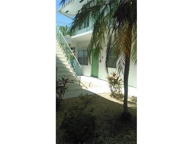 Building Photo - 1824 Monroe St