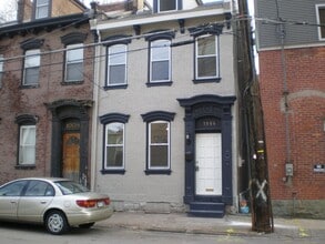 Building Photo - 1006 Sarah St