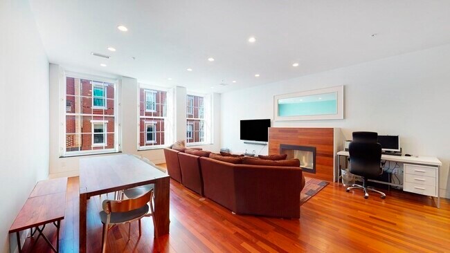 Building Photo - 47 N Margin St