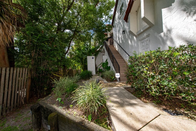 Photo - 502 Via Del Oro Dr Townhome