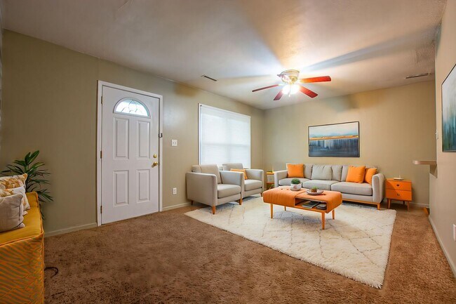 Foto del edificio - 2 Bedroom / 1.5 Bath Home in Carter Lake!