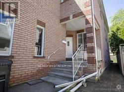 Building Photo - 19 Carnarvon Ave