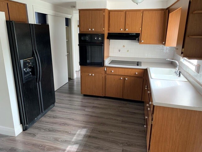 Building Photo - 4909 Fruitwood Loop