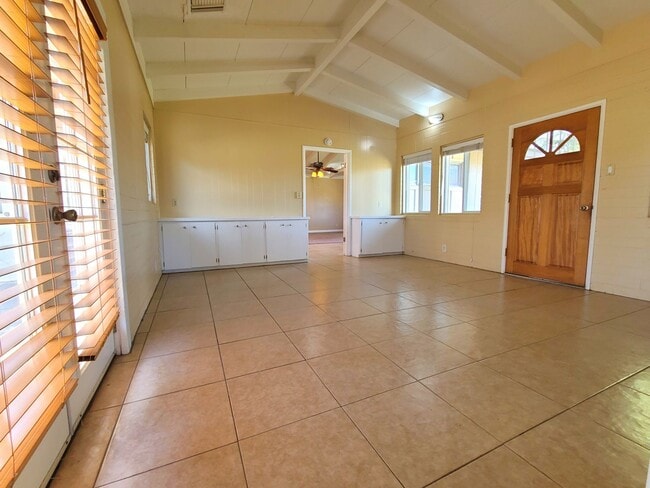 Building Photo - 13195 Bryant St