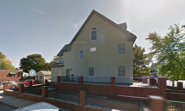 Building Photo - 316 N Harvard St