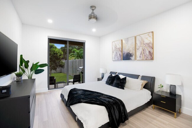 Foto del edificio - 826 SW 14th Ct