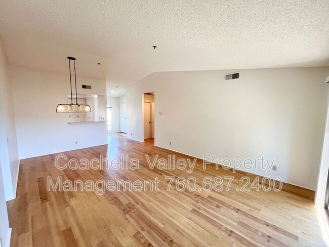 Building Photo - 68109 Lakeland Dr