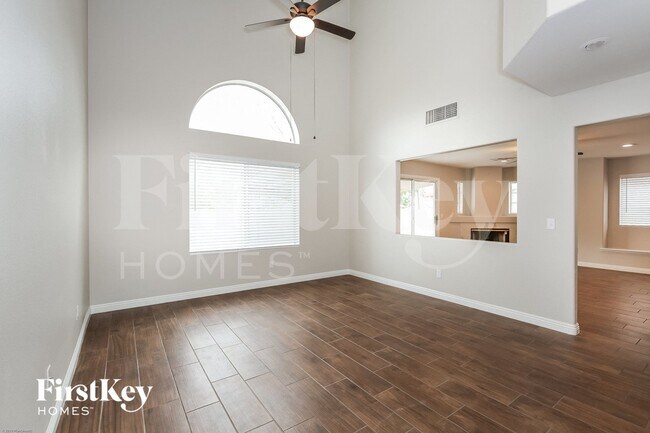 Building Photo - 1800 Navajo Lake Way