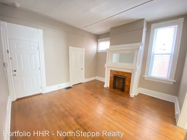Building Photo - 1 br, 1 bath Apartment - 1445 Worthington ...