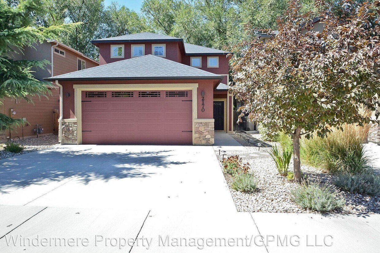 Primary Photo - 3 br, 2.5 bath House - 2170 S. Myers Pl.