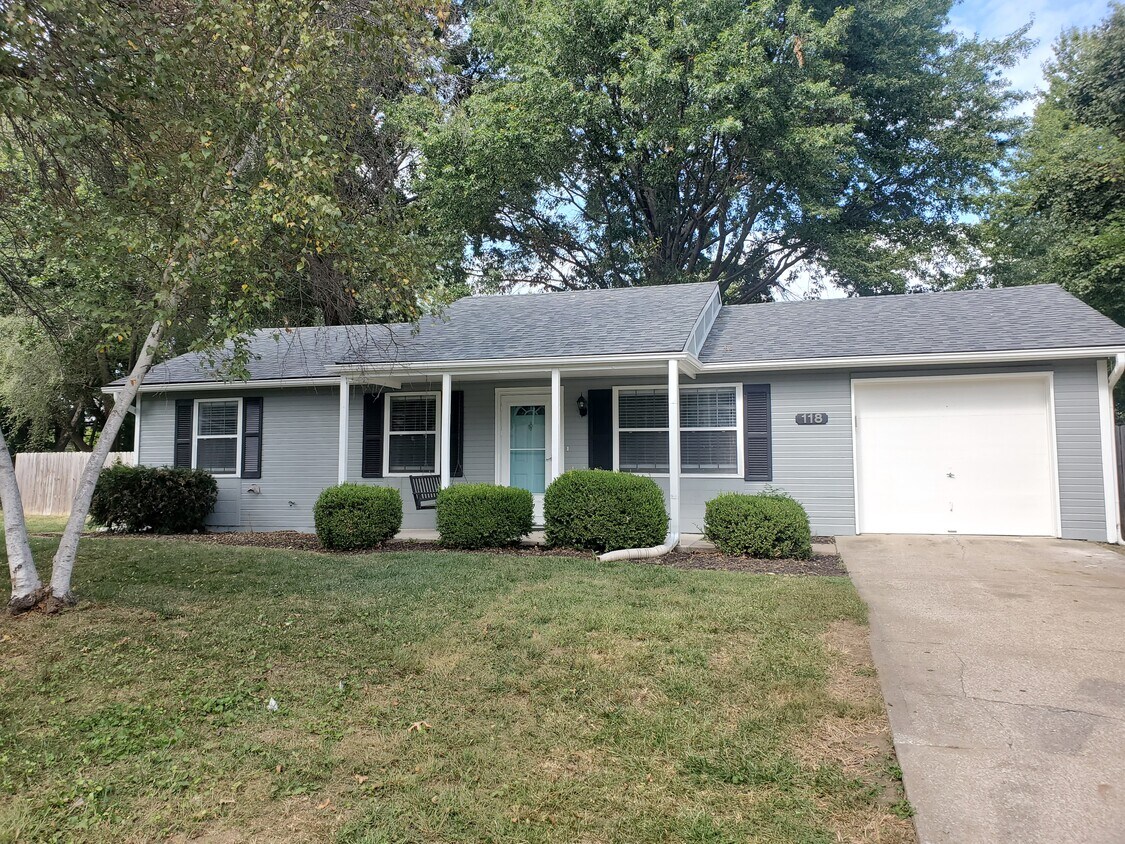 118 SE Bordner Plz, Lees Summit, MO 64063 House Rental in Lees Summit