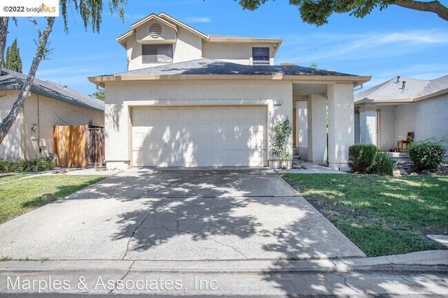 Building Photo - 4 br, 2.5 bath House - 720 Timberline Terrace