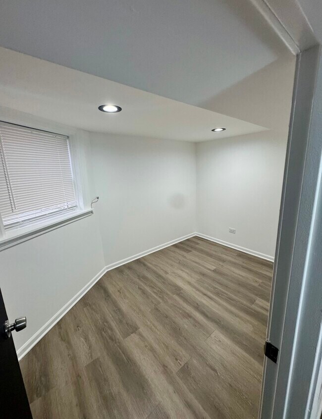 Foto del edificio - 5510 N Spaulding Ave