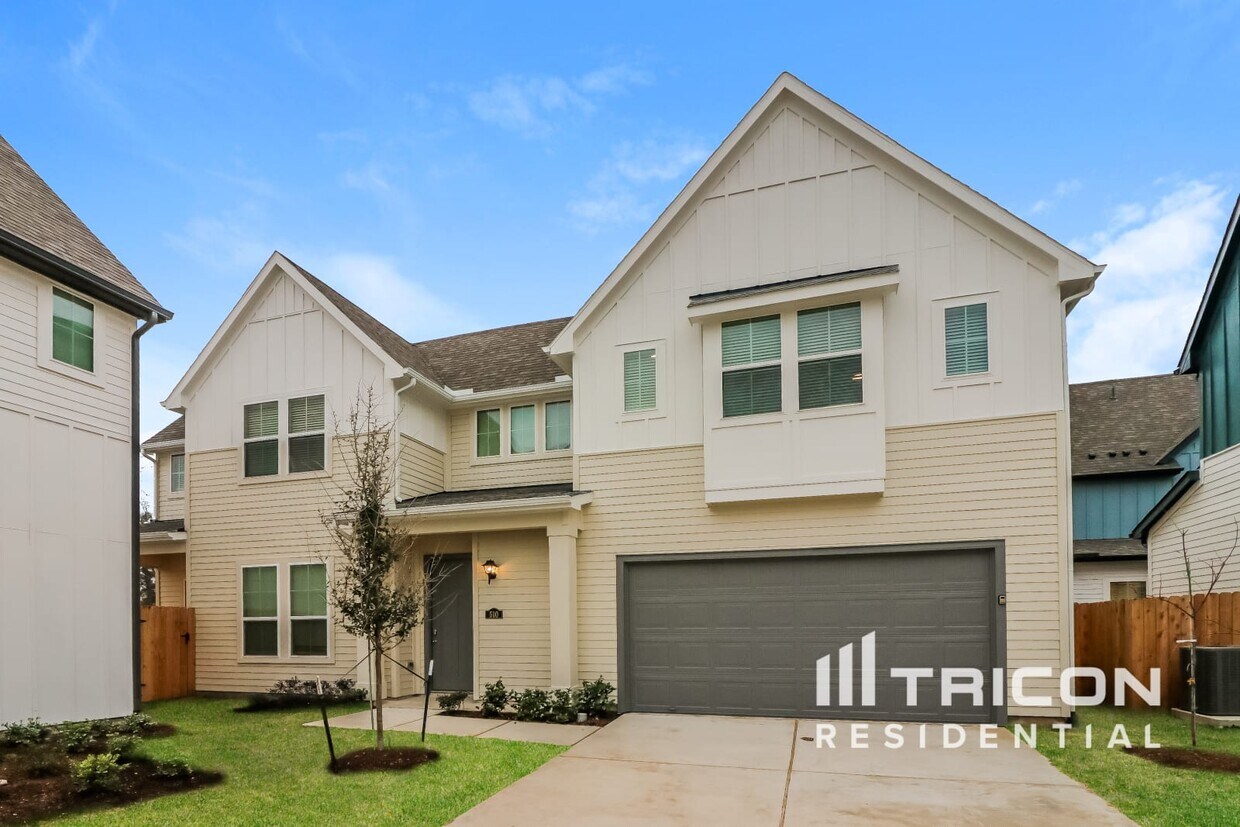 Primary Photo - 9835 Willow Creek Commerce Dr
