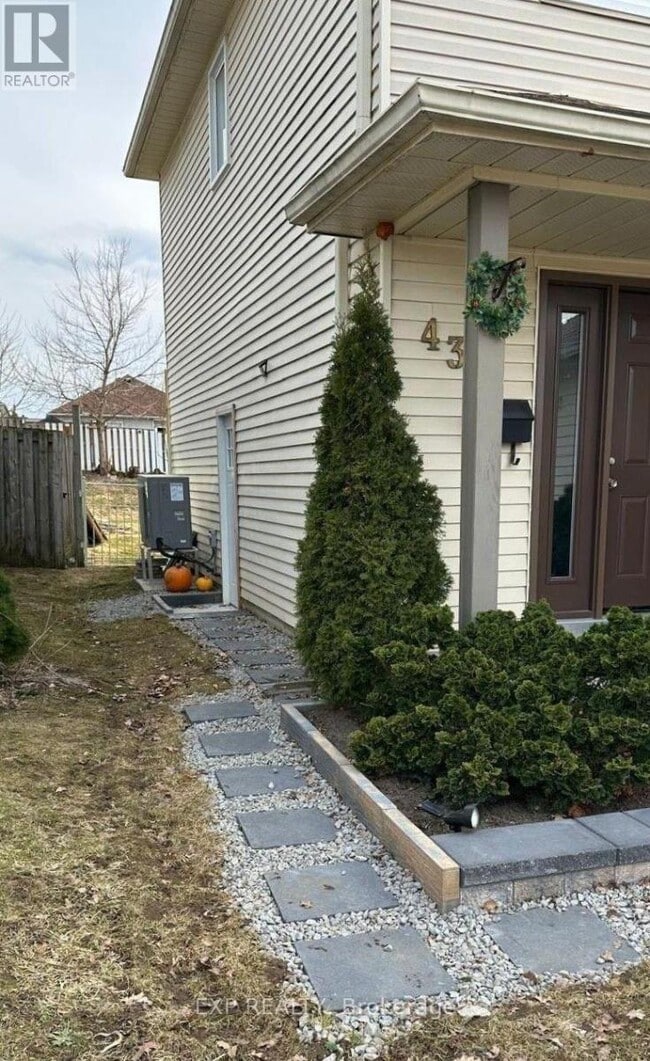 Building Photo - 43 D'Ambrosio Dr
