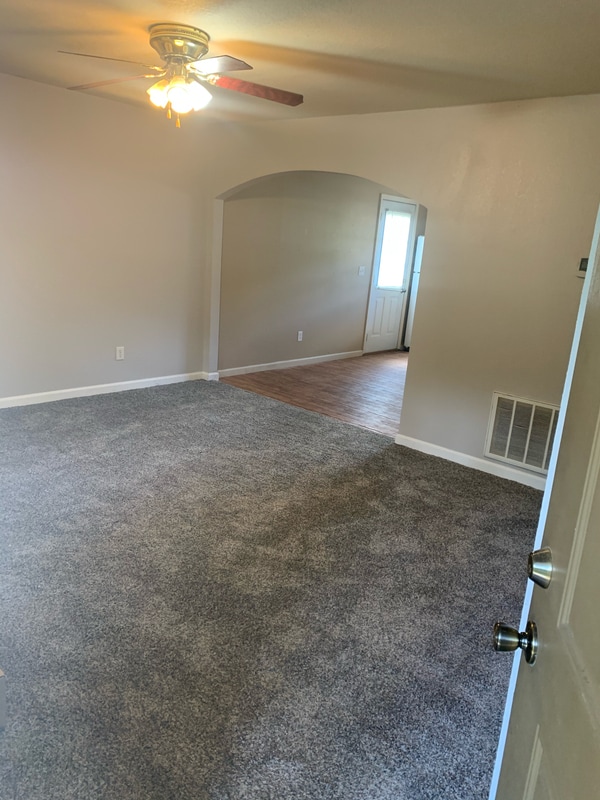 Building Photo - 43 Chelsea Ln