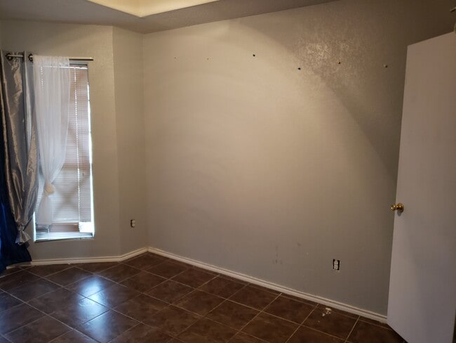 1 dormitorio - 2734 Pompeii St