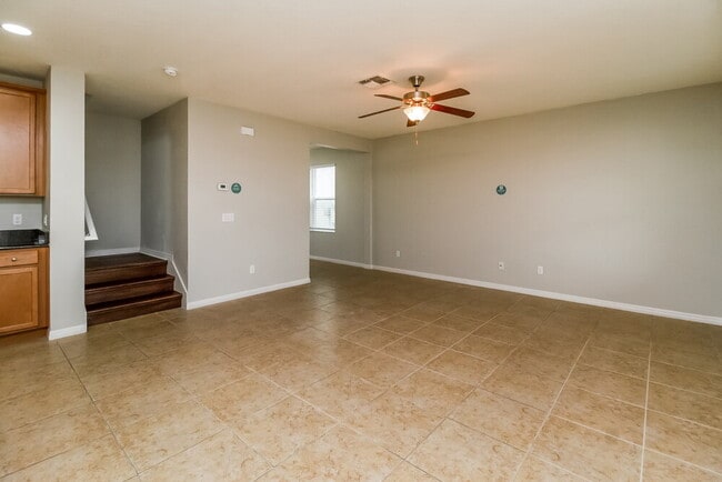 Building Photo - 3205 Turret Dr