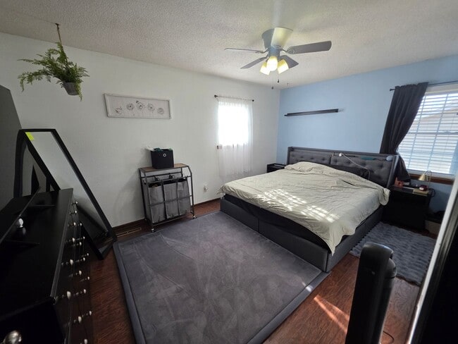 Foto del edificio - 802 Brentwood Ave