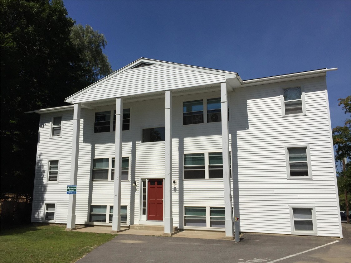 16 Hawthorne St Unit 1 BR1, Plymouth, NH 03264 Apartment for Rent in