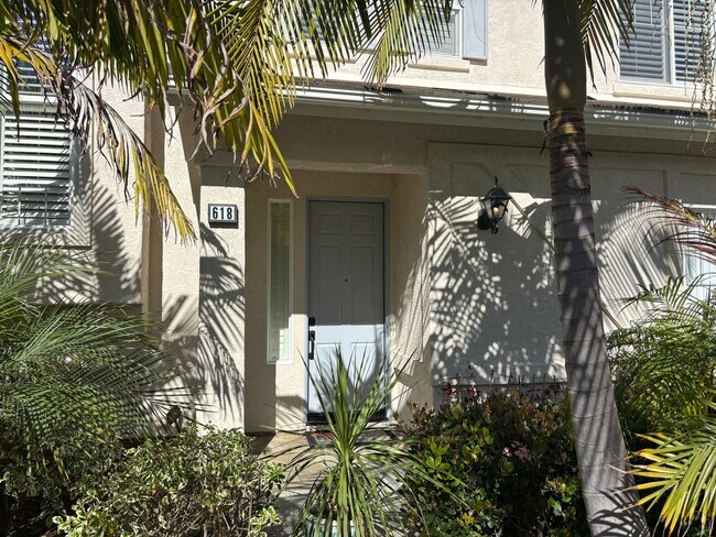 Foto del edificio - Beautiful 2 Story home in Carlsbad!